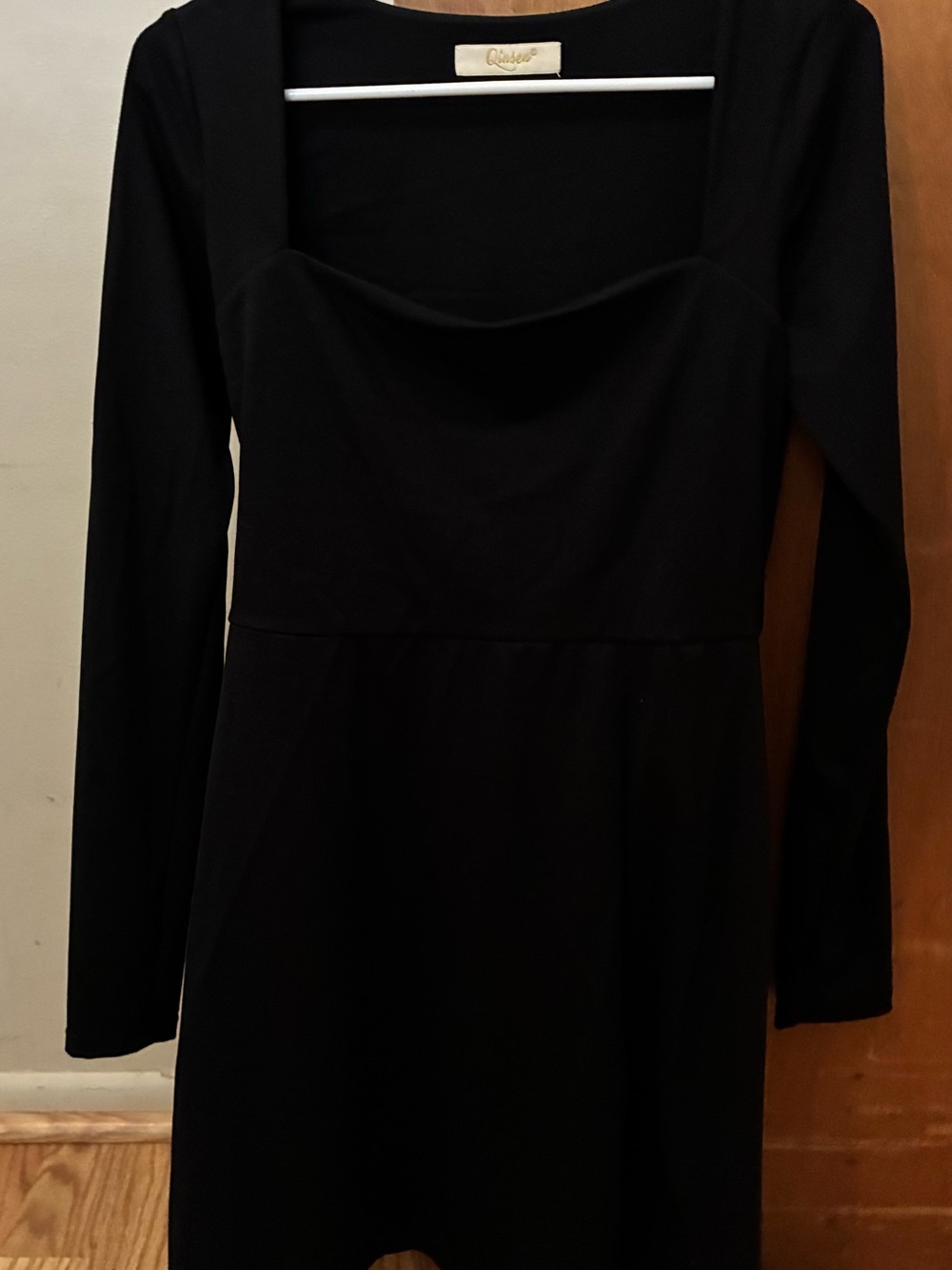 Black Long-Sleeve Scoop Neck Dress